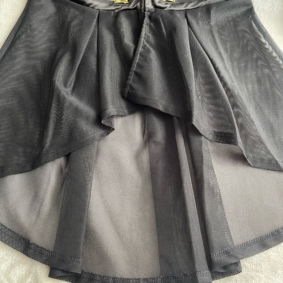 Black high-low Satin Mesh Fashion Top - Picture 6 of 15